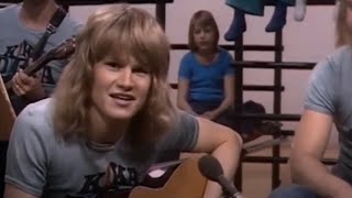 Ted Gärdestad i Kika Digga Ding 1974 (Del 2/7) [Viking]