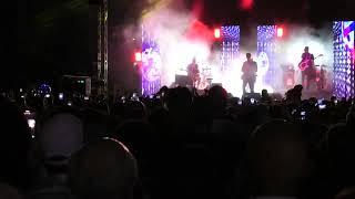 ariano-piazza-mazzini-in-delirio-con-i-the-kolors