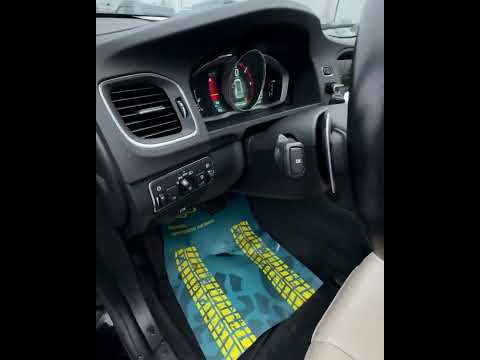 фото volvo v60 i рестайлинг 0