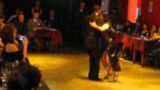 Milonga Porteño y Bailarin- La Maleva atelier de Tango estuvo en la exhibicion de Daniel Nacucchio