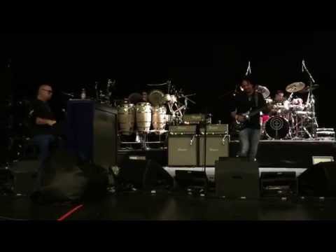 Takin' it back - Steve Porcaro / TOTO. Soundcheck, Copenhagen - June 2015.