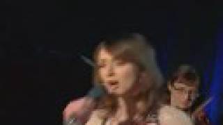 Sarah Slean - Lucky Me [Acoustic Version]