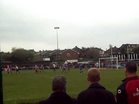 AFC Hornchurch 2-1 Lowestoft Town AET. Ryman Isthmian Premier Play-Off Final. Mon7May2012