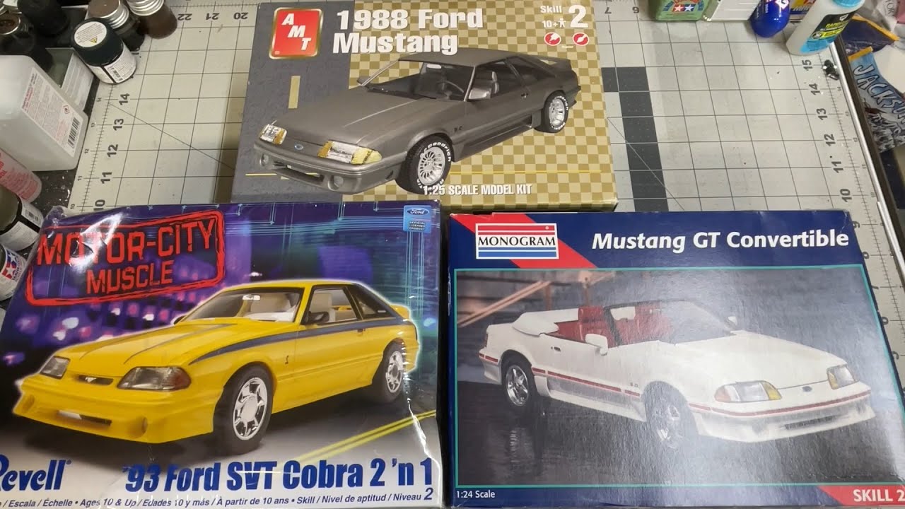 Classic Kit Review: Revell 1993 SVT Cobra, Monogram 1992 Mustang GT and AMT 1988 Mustang  GT