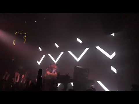Cosmic Gate Live at ISTANBUL @ Chicane feat.Moya Brennan -Saltwater