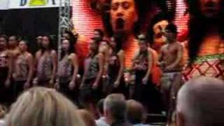 Ironman New Zealand: Maori Choir