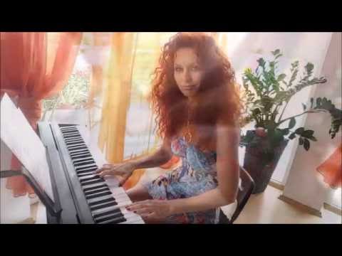 Noemi Arnoczky Professional Singer and Musician / Insight into the practice