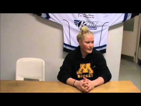 17.10.2015 - Noora Räty KJT-VG-62 ottelun jälkeen