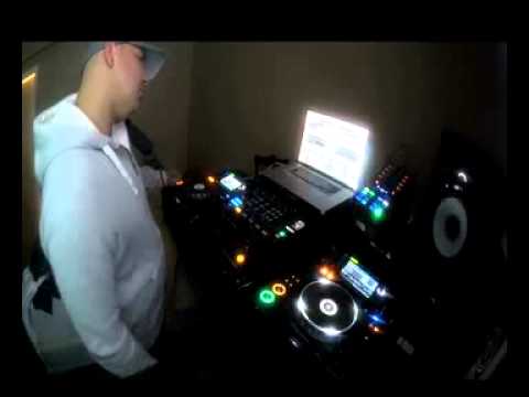 MIKE DELGADO......JUS LISTEN