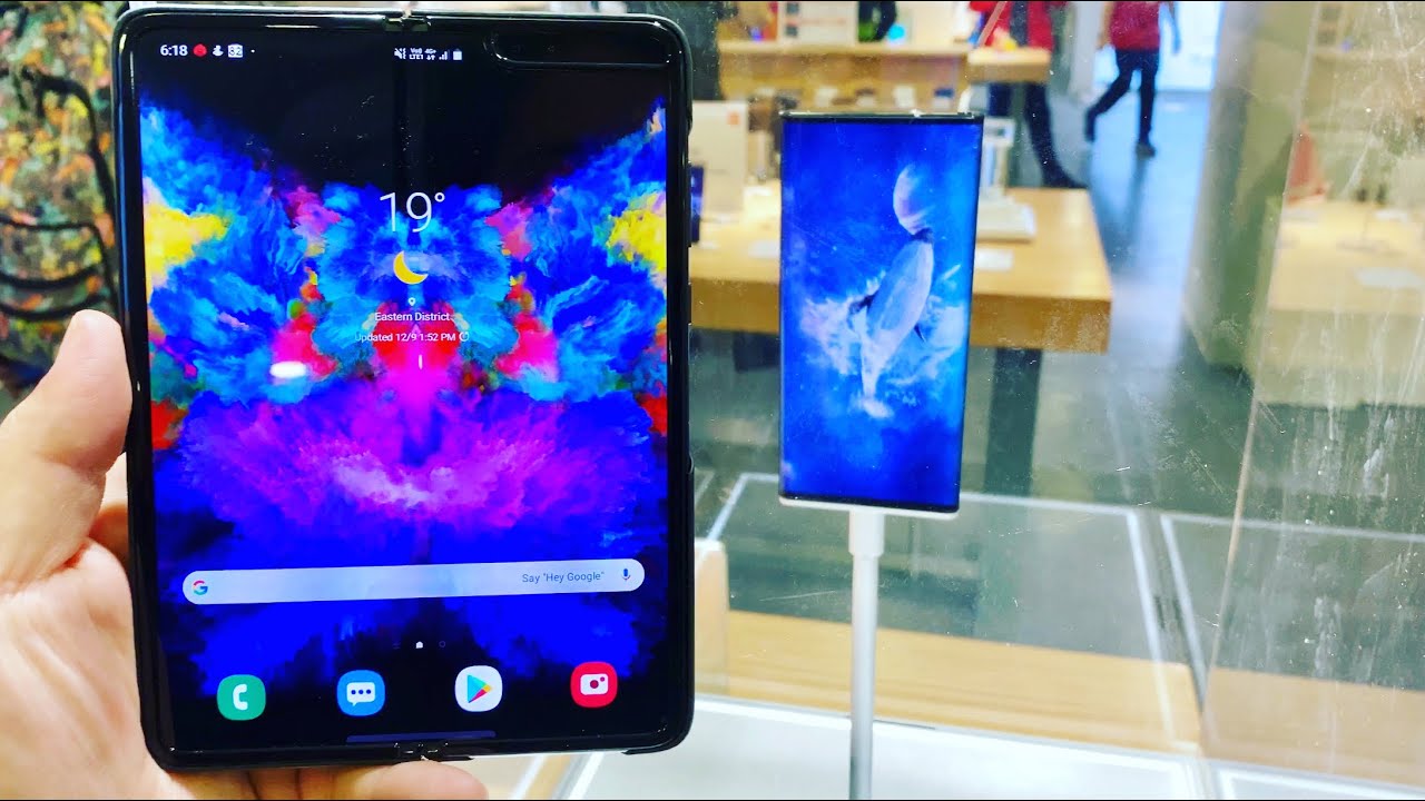 Mi Mix Alpha vs Galaxy Fold - Future Phones Battle! ⚔️