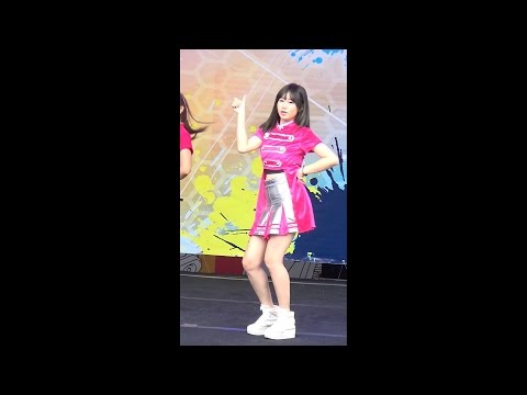 160625 [FANCAM] (YooHoo cover Bomi) 78intend cover Apink - LUV + Mr.Chu @SQ1 2016 (Au)