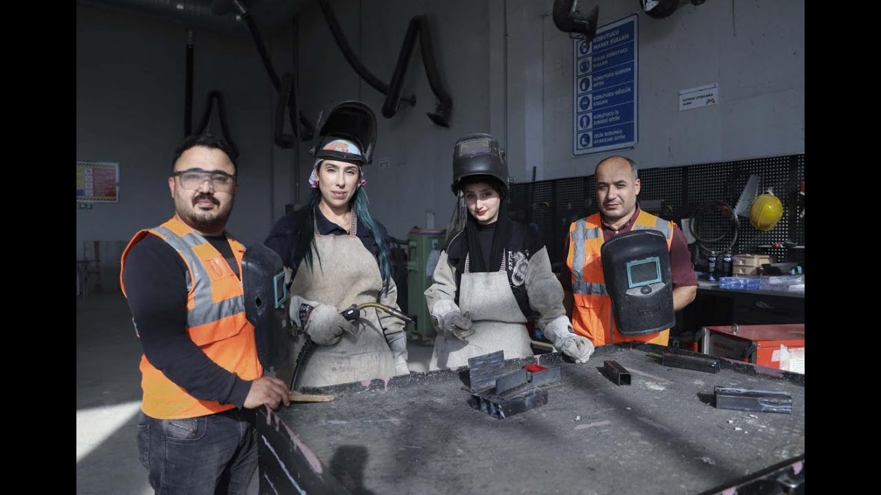 BÜYÜKŞEHİR MERCEK’TE ÇELİK KAYNAK EĞİTİMLERİ SÜRÜYOR