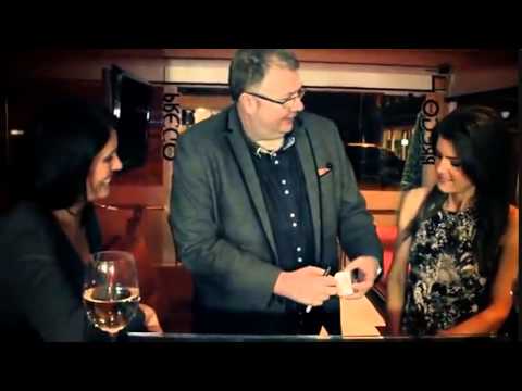 Saturn Magic -Box Pad (BLUE) DVD and Gimmick by Gary Jones and Chris Congreave - Tricks