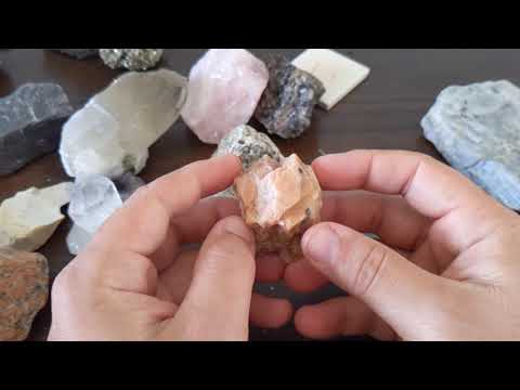 Mineral Lab: Potassium Feldspar