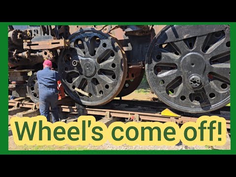 007 WHEELS come OFF! Steam locomotive restoration Battle of Britain, Historic train Railway Mad