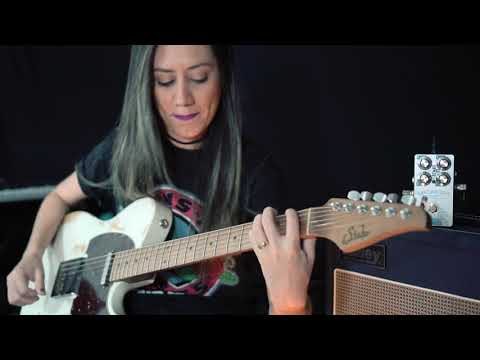 Ambient Notes (Black Country Customs Secret Path) - Lari Basilio