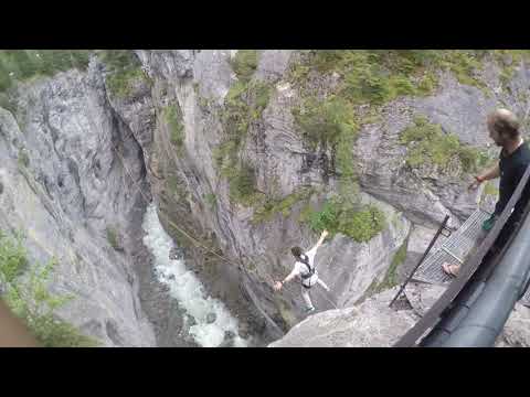 Rakesh Sokal Eurotrip - Raul Richard Canyon Swing (Switzerland 2018)