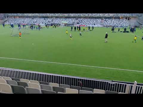 KuPS P9 - Ilves Keltainen 1