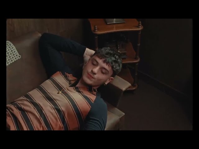 Video zu 'Per Due Come Noi' ansehen