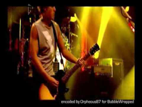 McFLY Party Girl LIVE Performance - The Album Chart Show (28.11.10)