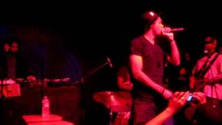 Black Milk @ Mighty in SF "Give the drummer some"