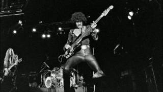 Thin Lizzy - Massacre (Live At Reading 1977)