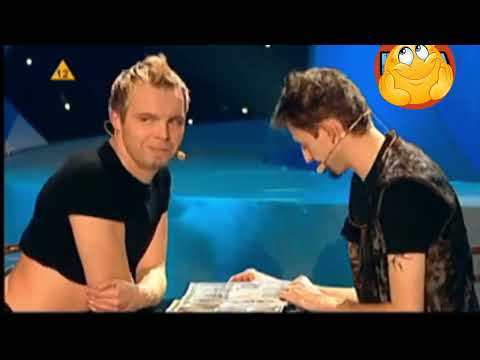 Ani Mru Mru - Gej robi tatuaż