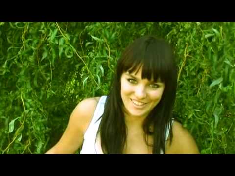 Ewa Farna-o písničkách-KDO VÍC DÁ