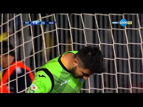 Teixeira rateaza de la 11 metri