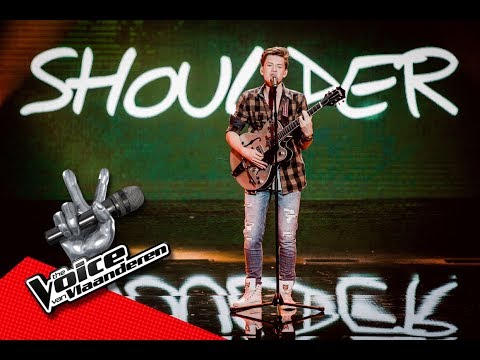 Jérémie gooit met gitaren tijdens The Chainsmokers | Liveshows | The Voice van Vlaanderen | VTM
