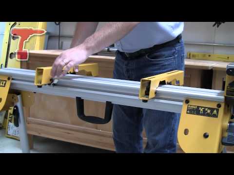 DeWALT DE7033-XJ skersinio pjovimo staklių darbastalis 1,7 - 2,5m video