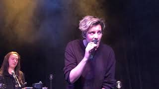 Hold Me live by Ria Mae and Neon Dreams