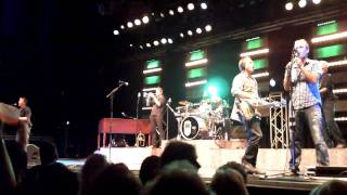 Rowwen Heze 013 Tilburg 30-09-11 Shannon Song