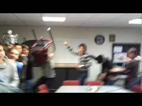 Polonaise door de bestuurskamer van Nemelaer 29-01-2012