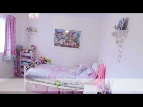 Orchards Estates 24/7 Sales & Lettings - Three bedroom house in the village Milborne Port