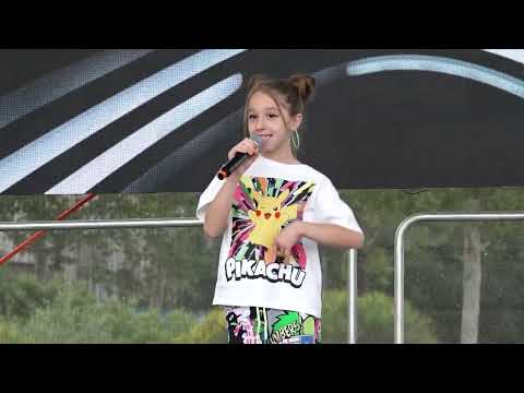 Gabriela Cernelea  - Festivalul "În Lumea Surprizelor"