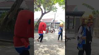 Download lagu badut mampang mp3