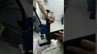 สาธิตเครื่องตัดชิ้นงานตัวอย่างยางแบบมือโยก