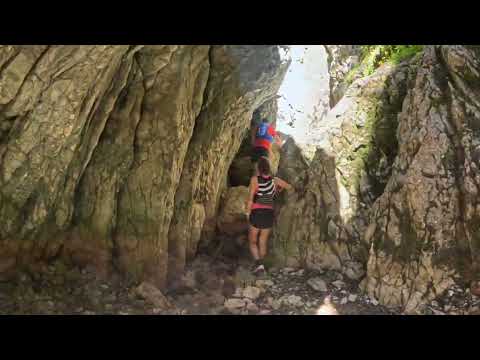 Bușteni-Jepii Mici-Caraiman-Sfinx-Pestera-Canionul Horoabelor-Strunga-Padina-Furnica-Jepii Mari