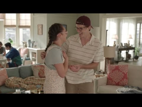 Belly & Conrad when they’re kids || The Summer I Turned Pretty || Summer Catch