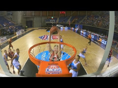 Tremendo crossover y... ¡Mate de Sander Raieste!