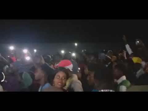 Titi le fourbe Hahaya Concert