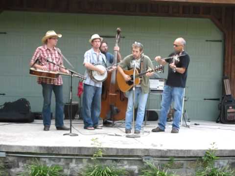 Manatawny Creek Ramblers @ Union Jacks Aug 2010 Playing 