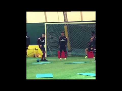 ACMilan young player | El Shaarawy VS Mastour