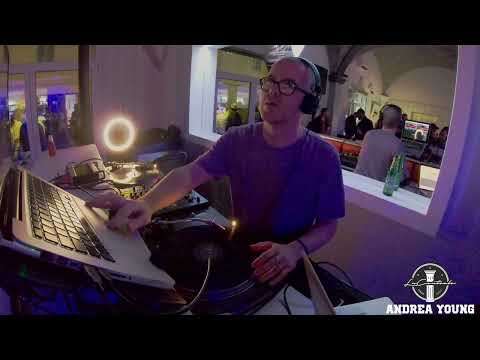 Andrea Young - La Centrale 2024