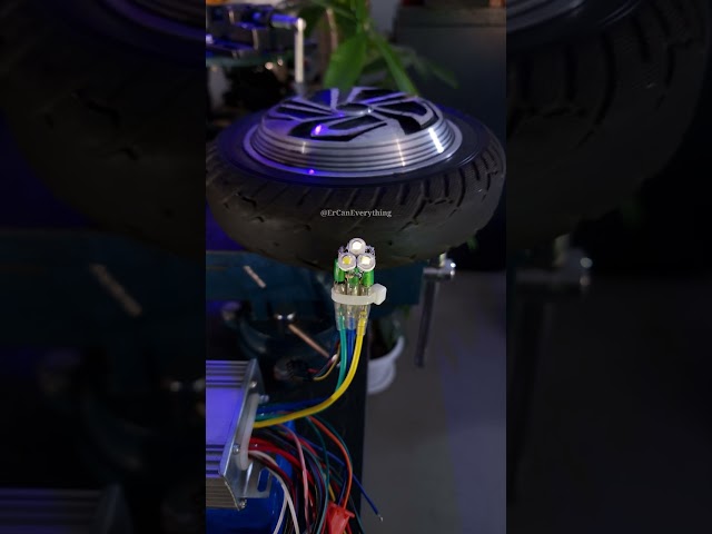 Vídeo relacionado con NINMORTH Tarjeta de programación LED ESC, controladores de velocidad electrónicos sin escobillas, detección de bajo voltaje, frenado y marcha atrás ajustables, 61 x 48 x 6 mm