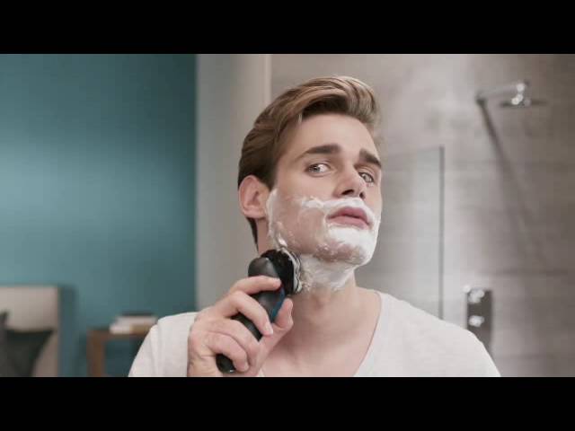 Philips AquaTouch S5420/06 Afeitadora Eléctrica en Seco y Húmedo video