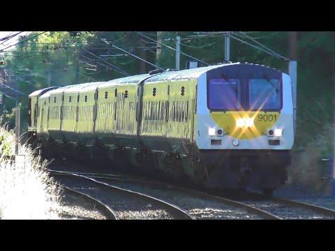 Irish Rail Enterprise Train & 201 Class Loco Number 207 - Killester Station, Dublin