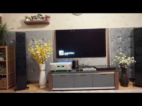 KEF Reference 5 Meta Test . Jazz
