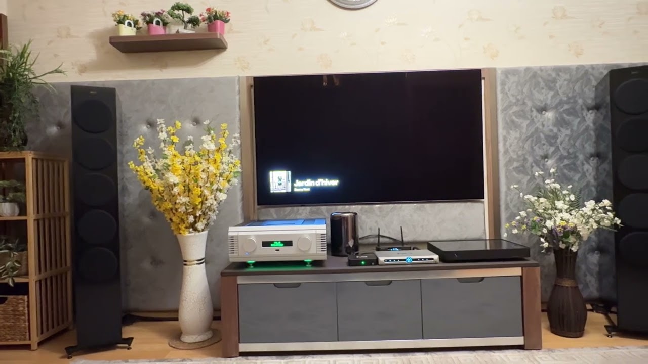 KEF Reference 5 Meta Test . Jazz
